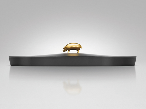 Prestigious container for Iberian ham. Extrem is the new brand of acorn-fed Iberian ham that has been launched by the company Agriculturas Diversas. I wanted a prestigious packaging