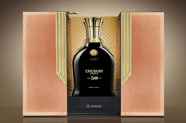 The Cosfibel Wine and Spirits department has created this prestigious box for the launch of the new 50-year-old Erebuny brandy