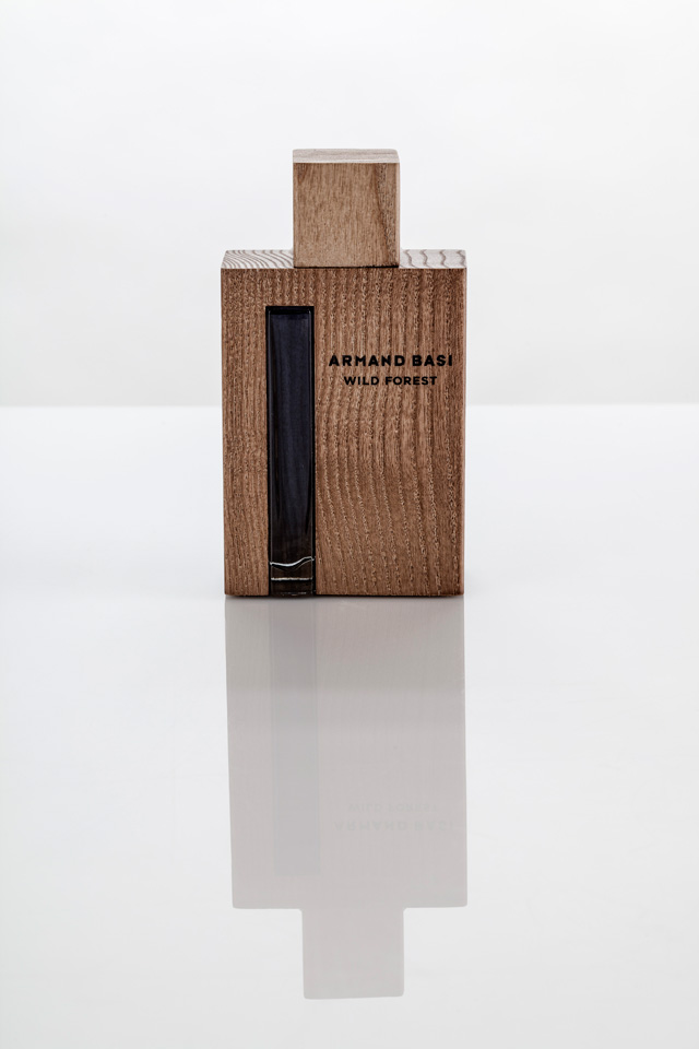 <p>El packaging de Armand Basi Wild Forest