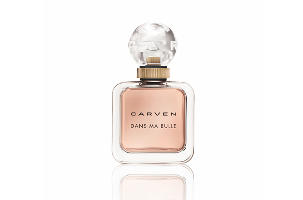 This collection of seven fragrances evokes the iconic codes of the couture house Carven . For this zamak stopper