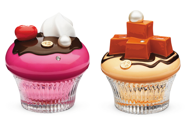 The funny Alice & Peter perfumes come to Spain from the hand of Bomonde. These Eau de Parfum are presented in cupcake-shaped jars. Unique designs