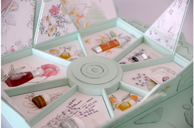 Un coffret de Darphin realizado por Knoll Packaging Prestige