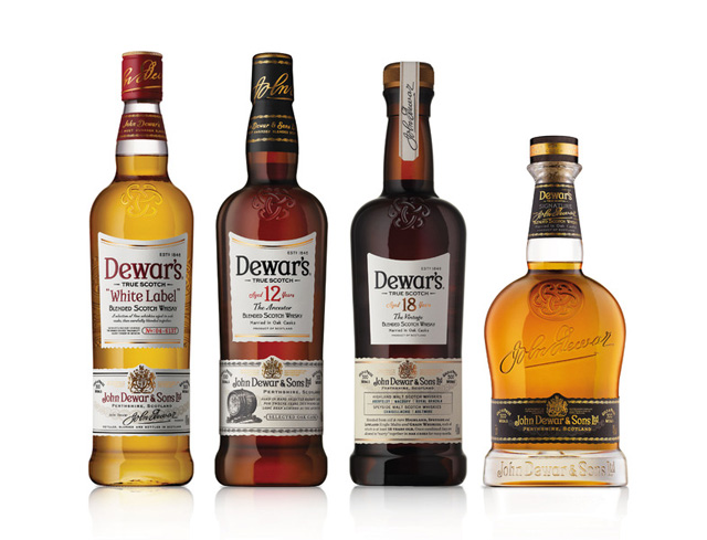 Le whisky écossais de Dewar lance une nouvelle conception de bouteille et d'emballage