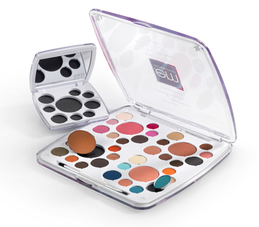 Topline Products has created for L'Oréal the packaging of "Em Life Palette" and "Travel Palette"