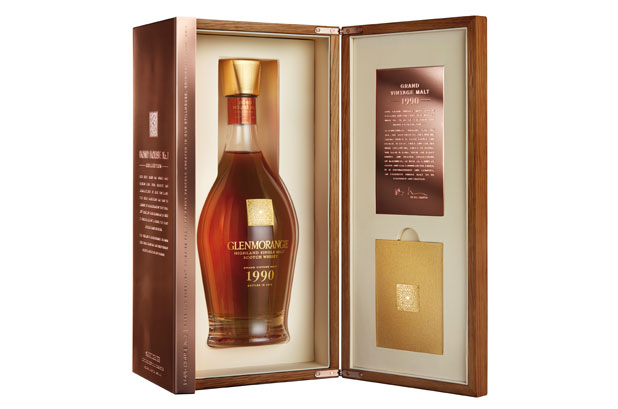 Cosfibel Premium Exclusive hat eine äußerst selektive Verpackung für den Glenmorangie Grand Vintage Malt 1990 handgefertigt