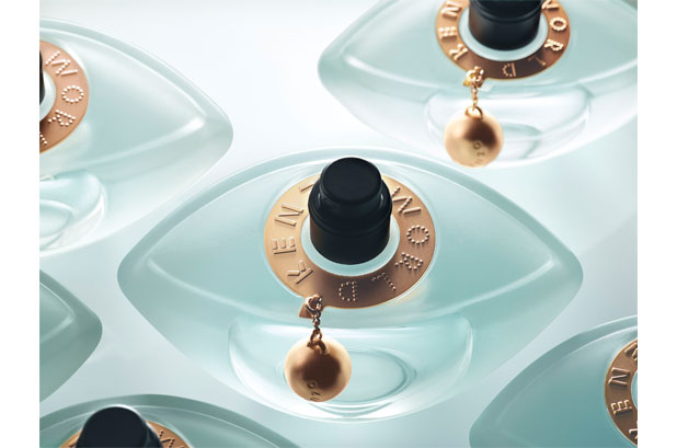 Lo spruzzatore di LVMH Kenzo Perfume Team ha selezionato Melodie Pure ™