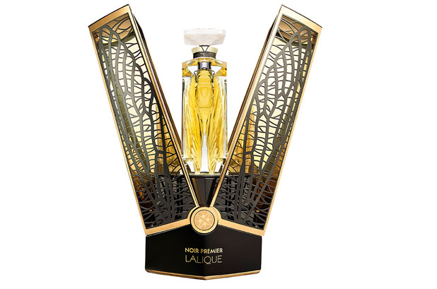 Lalique Parfums e Knoll Prestige Packaging colaboraram na realização da caixa preta de Noir Premier Deux Cigales 1911 de Lalique