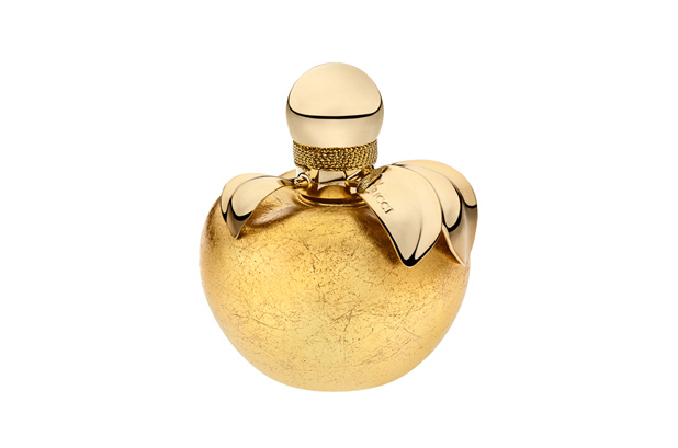 Solev has made the gold decoration for the iconic Nina bottle by Nina Ricci . For this Edition Or