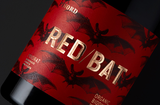 Packaging de Red Bat por Vibranding