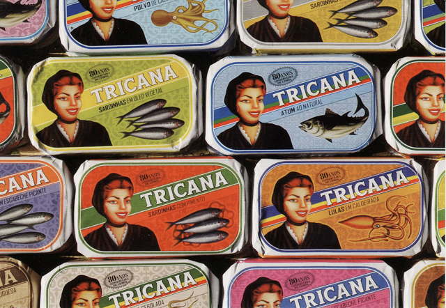 Tricana ist seit 1942 eine eingetragene Marke von Conserveira de Lisboa. Tricana bietet eine Vielzahl von Fischkonserven (Sardellen) an