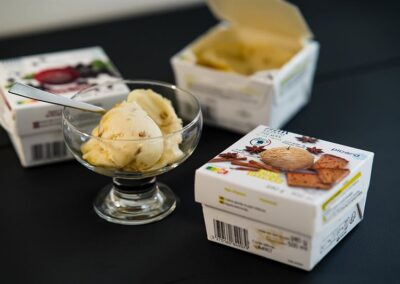 Picard reduce el consumo de plástico con una caja de helado a base de fibra de AR Packaging
