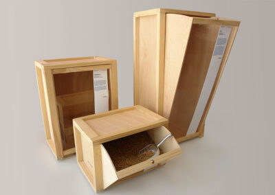 Awards for a draining floor, a sustainable washing machine and a reusable packaging system