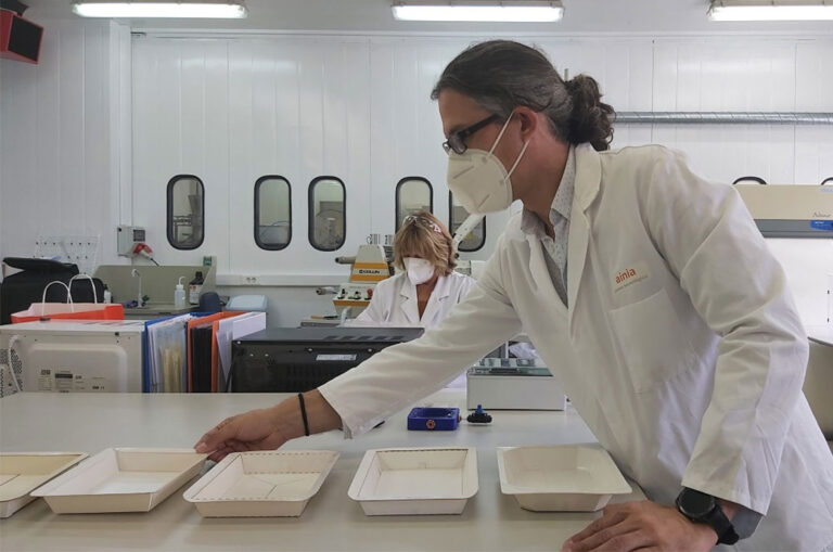 AINIA projeta um sistema de fabricação automática para um novo recipiente de papelão