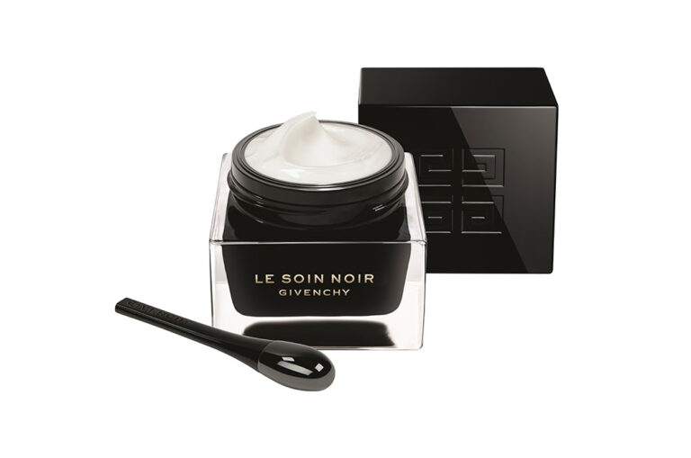 Cosmogen designs the spatula for Le Soin Noir de Givenchy