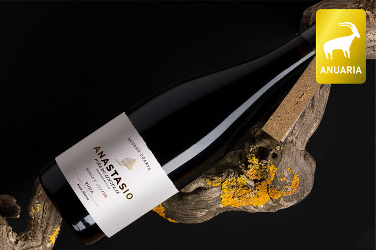 Premio Anuaria al mejor packaging para el vino Anastasio