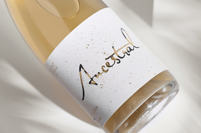 Bulldog Studio diseña el packaging de Ancestral