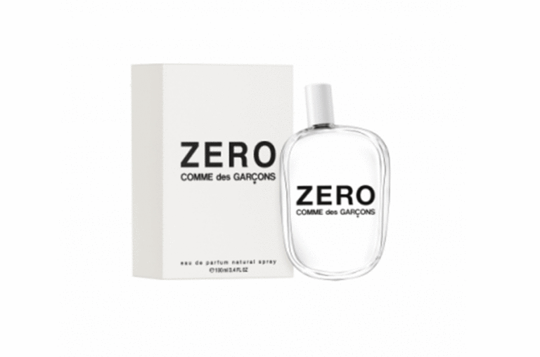 Zero par Comme des Garçons, la simplicité