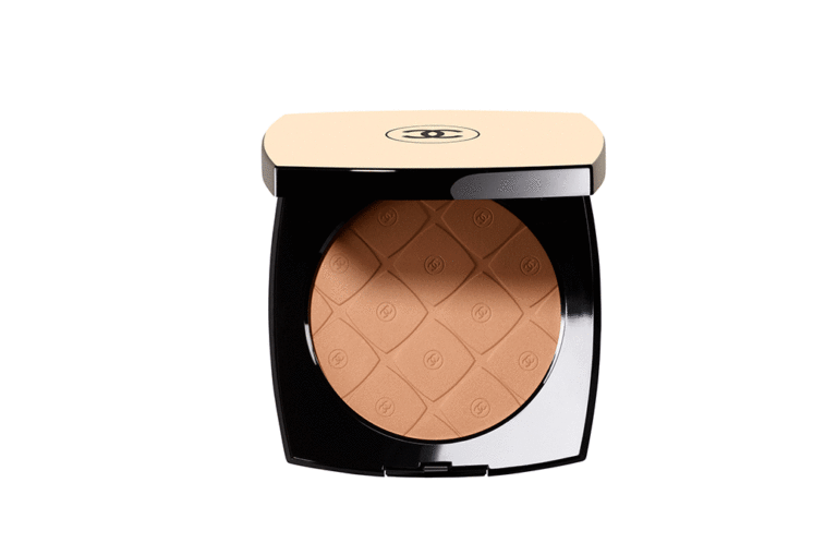Chanel and Texen collaborate for an eco-design extra-large compact