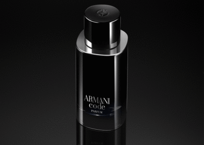 Aluminum adds elegance to the Armani Code stopper
