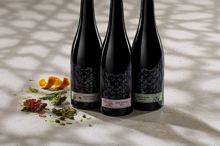 Cervezas Alhambra présente une nouvelle série limitée : Série Granada numérotée