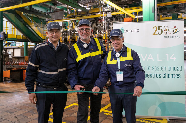 Verallia celebrates the 25th anniversary of its Montblanc plant