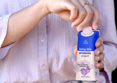 SIG y AnaBio Technologies presentan el primer yogur probiótico en envase aséptico