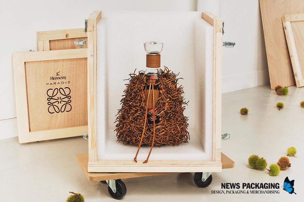 Hennessy Paradis x LOEWE Hennessy Paradis x LOEWE